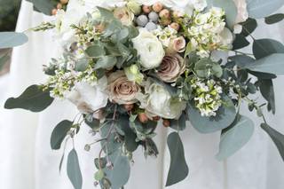 Azalea Ann's Floral Designs - 24