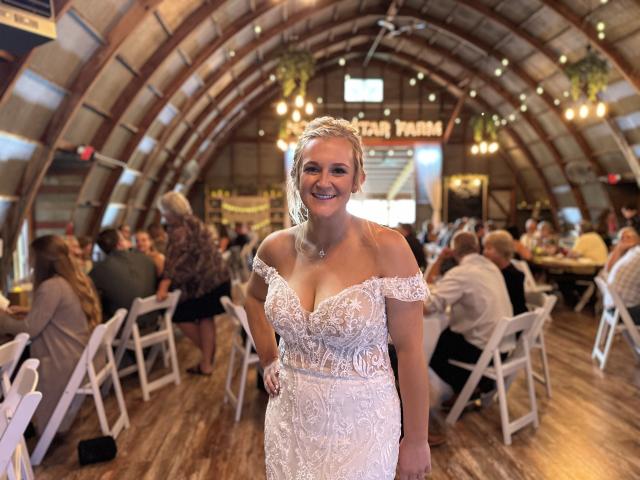 Hot Girl Weddings - 1