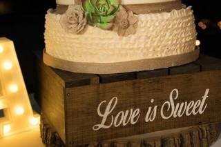 Jamie-Cakes Bakery Boutique - 37