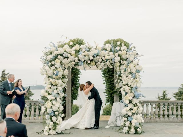 Rabbi Noyo - Officiant - 1
