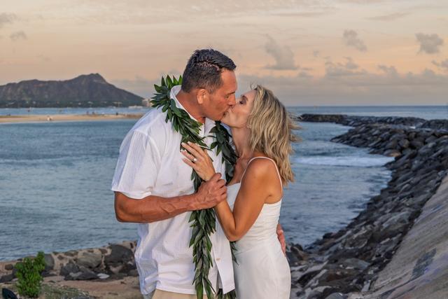 Just Married Hawaii - 4