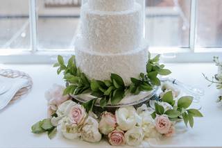 La Creme Wedding Cakes - 7