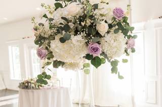 Linens & Flowers Design - 102