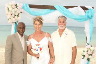 Bahamas Weddings By The Sea - 22