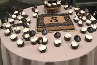 Betty Jane's BakeShoppe - 14