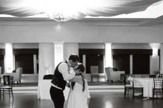 Canoe Club Ballroom - 9