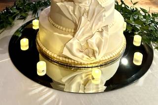 Classic Cakes - 10