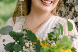 Jeanne's Hair & Makeup Studio - 55