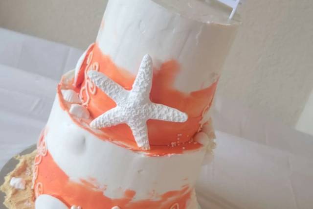 Wade Cakes and Weddings, LLC 2
