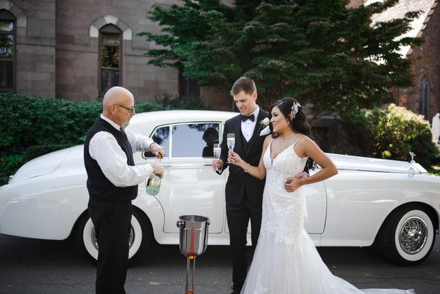 First Class Limousine - 1