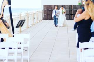 Hilton Garden Inn Virginia Beach Oceanfront - 20