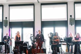 Chateau Band - Wedding Bands - Commerce Township, MI - WeddingWire