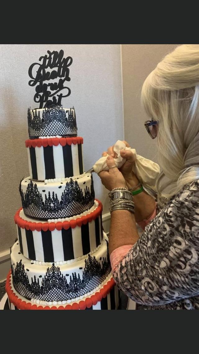 B&B Cake Designs - 2