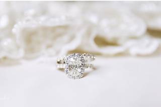 Angela Lynn Photos - 17