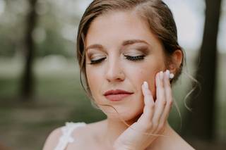 Kiss and Makeup Professional Makeup Artistry - 6
