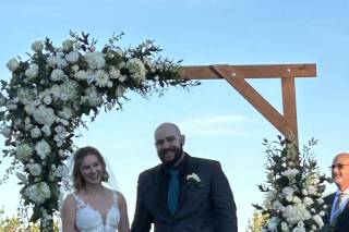 Gray's Florist & Garden Center - 29