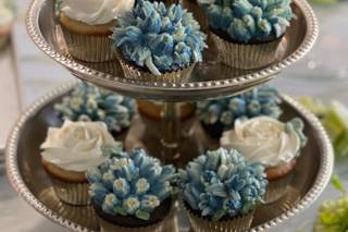 Emerald Coast Custom Cakes - 6
