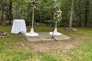 Dancing Tulip Floral Boutique - 30