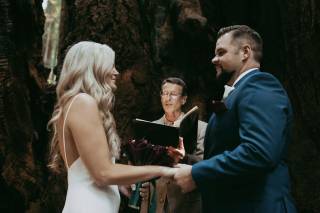 Weddings In The Wild - 44