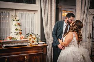 Palermo's Custom Cakes & Bakery - 29