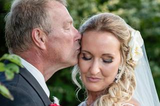 Held In The Moment Photography, LLC 5