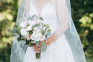 Terri Krisavage Weddings & Events - 49