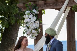 Larissa Wedding Designs LLC - 11