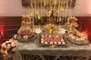 Mi Vintage - Farm Tables & Lounge Rentals - 108