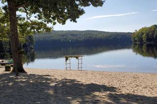 Lake Shore Village Resort - 17