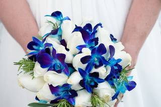 Tiger Lilies Floral Boutique - 17
