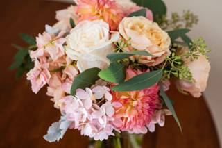 Cameron & Fairbanks Floral Design - 26
