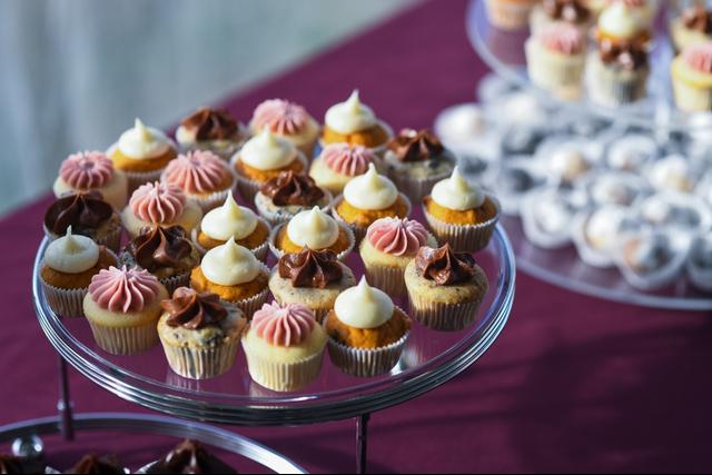 Passionflower Cakes - 4