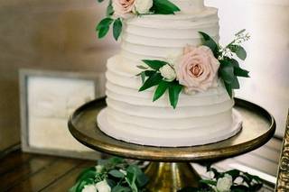 Honeysuckle Cakes & Pastries, LLC - 8