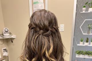 Limin' Hair Studio - 13