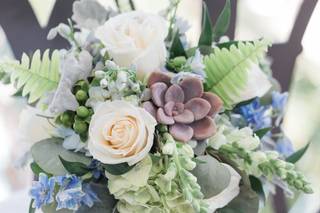 Pink Pelican Florist - 17