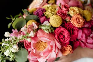 Blossom & Bee Floral & Event Design - 8