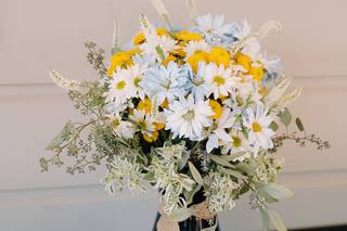 Luxury Floral Designs by Karla's Kreations - 45
