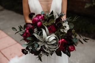 Crimson & Clover Floral Design, Inc. - 25