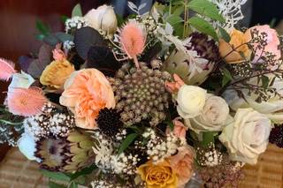 Bloomin' Bouquets - 76