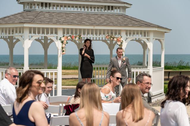 Officiant Erin - 1