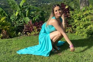 Lizzie Ibarra Hair & Airbrush Make-up Artist - 60