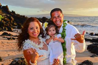 Hawaiian Island Weddings - 19