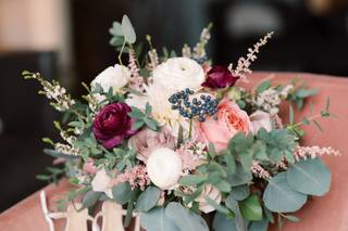 Floral Designs of Mount Joy - 28