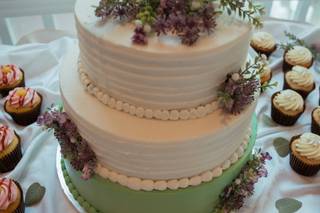 Smallcakes Cupcakery and Creamery - 6