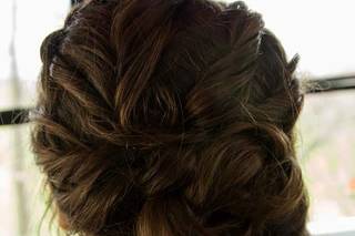 AlyA Salon And Spa - 33