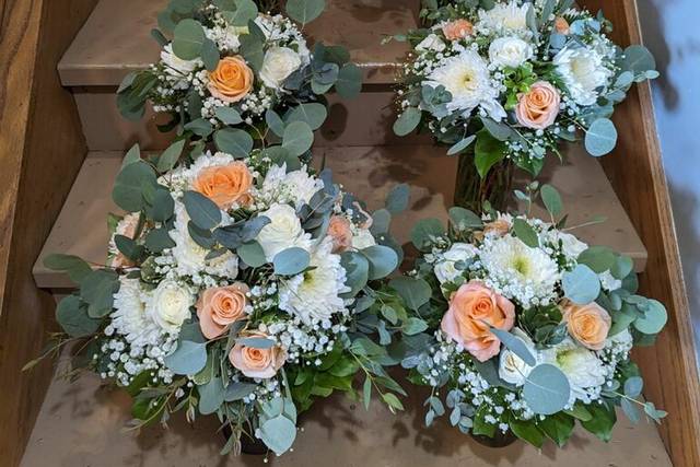 An English Garden Flowers & Gifts 2