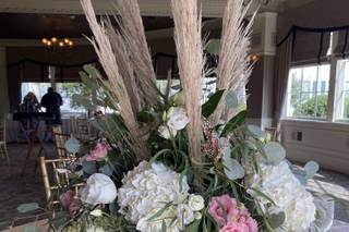 Designs By Linda Florist - 60