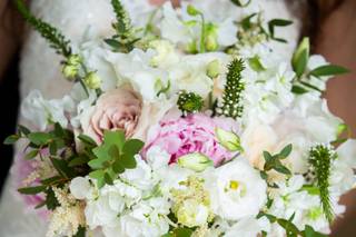 With All My Heart Floral Design Studio - 26