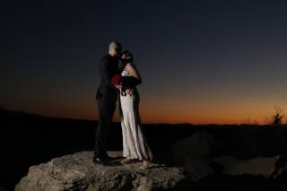 Scenic Las Vegas Weddings and Photography - 25