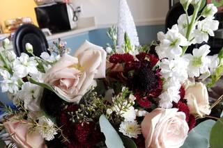 AT LAST FLORALS - 10